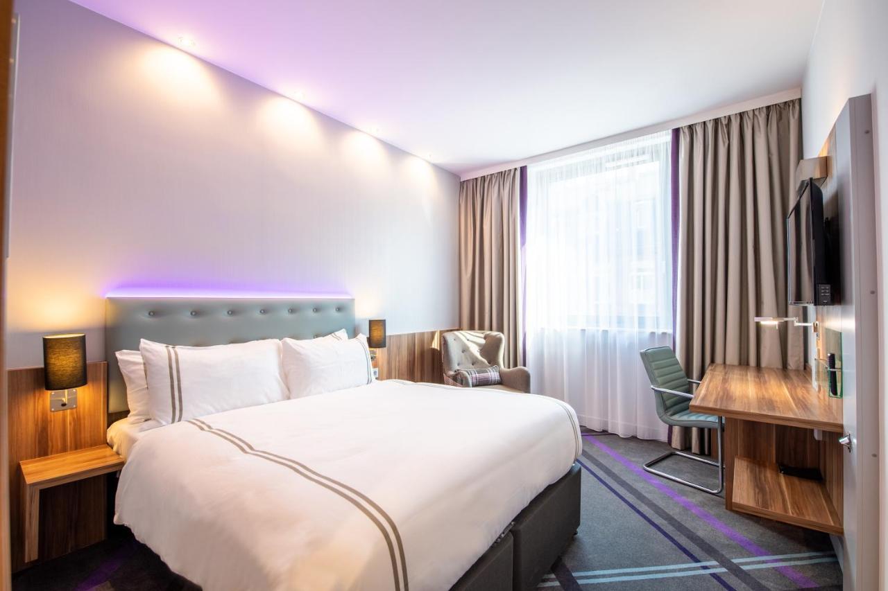 Premier Inn Frankfurt City Centre Frankfurt am Main Bagian luar foto