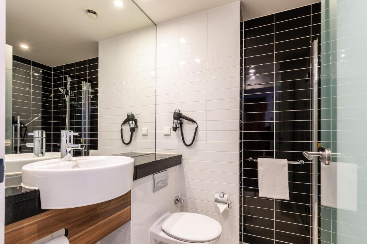Premier Inn Frankfurt City Centre Frankfurt am Main Bagian luar foto