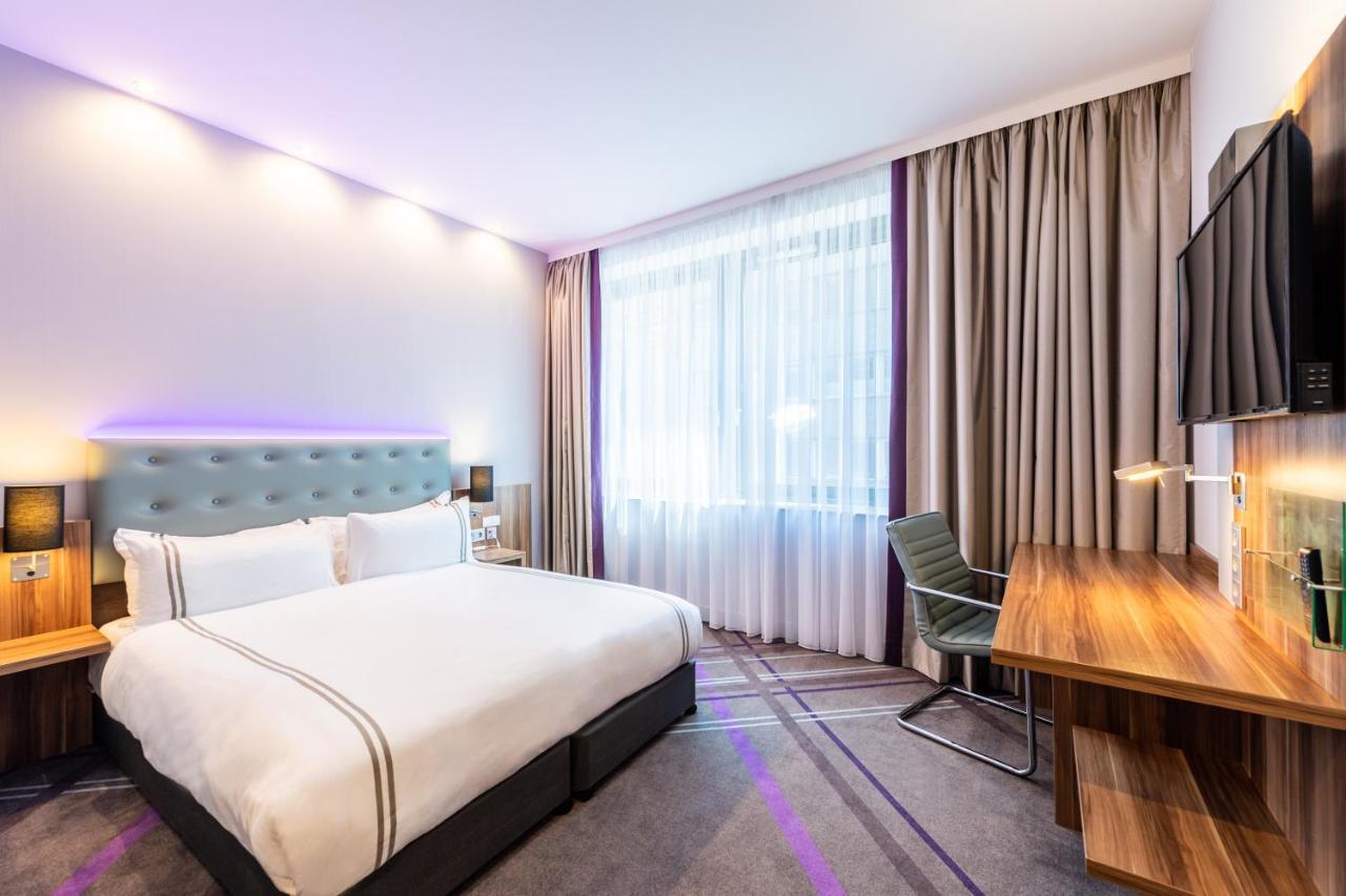 Premier Inn Frankfurt City Centre Frankfurt am Main Bagian luar foto